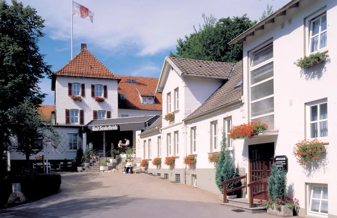 Moorland Hotel Am Senkelteich-1