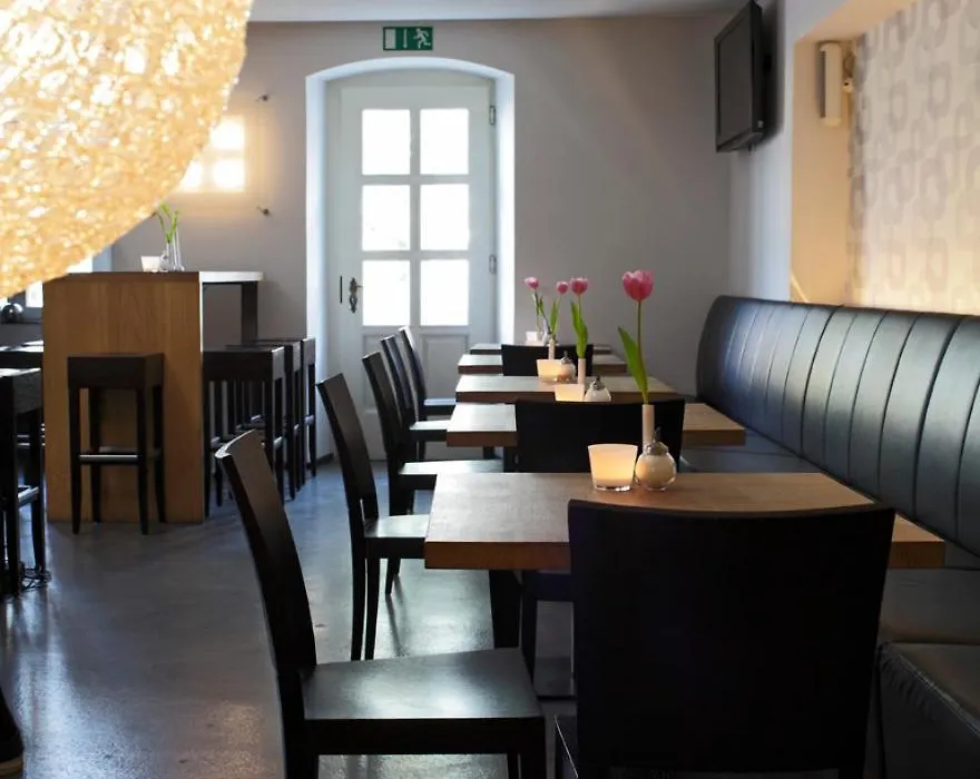 Ox Hotel-1