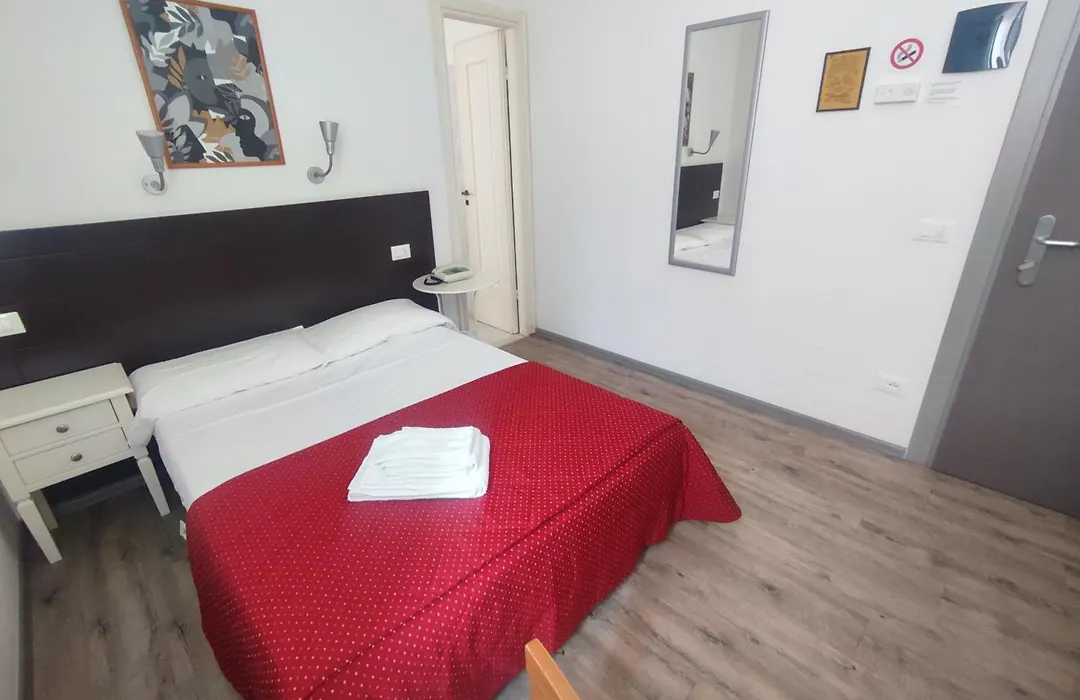Hotel Tirreno-1