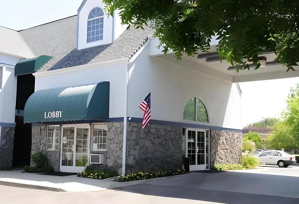Quality Inn Fresno Yosemite Airport-1