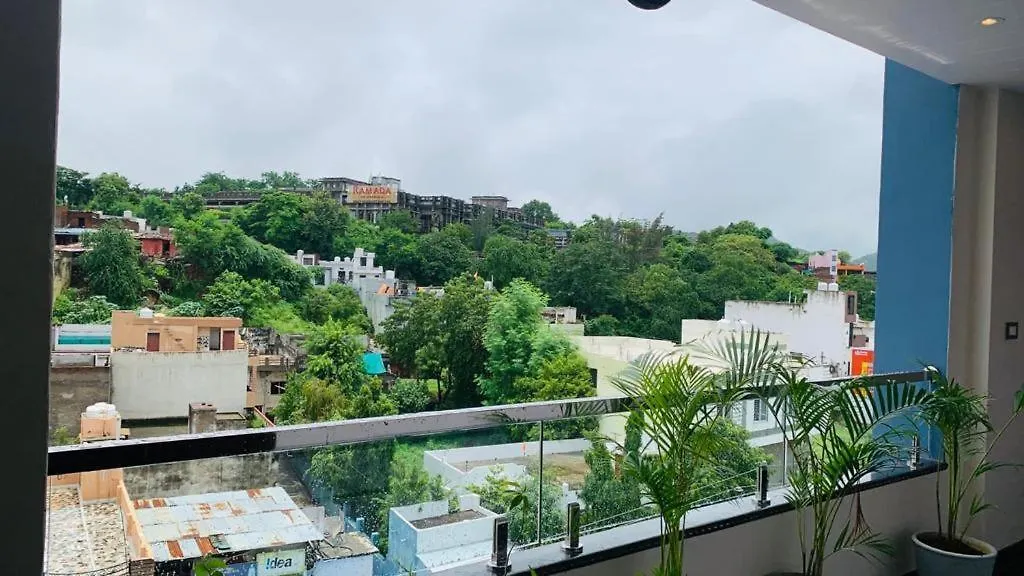 Hotel Abhinandan Palace-1