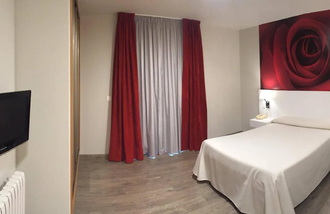 Hotel Santome-1