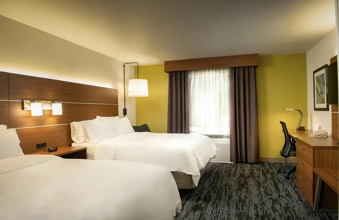 Holiday Inn Express & Suites Wausau By Ihg-1