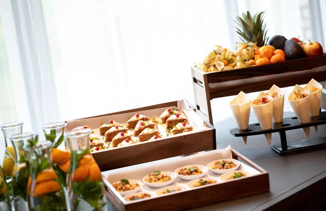 Renaissance Amsterdam Schiphol Airport Hotel-1