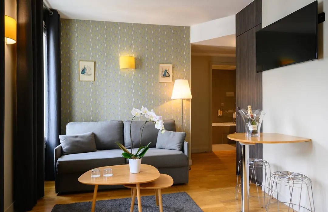 Suites&Hôtel Helzear Champs-Elysées-1