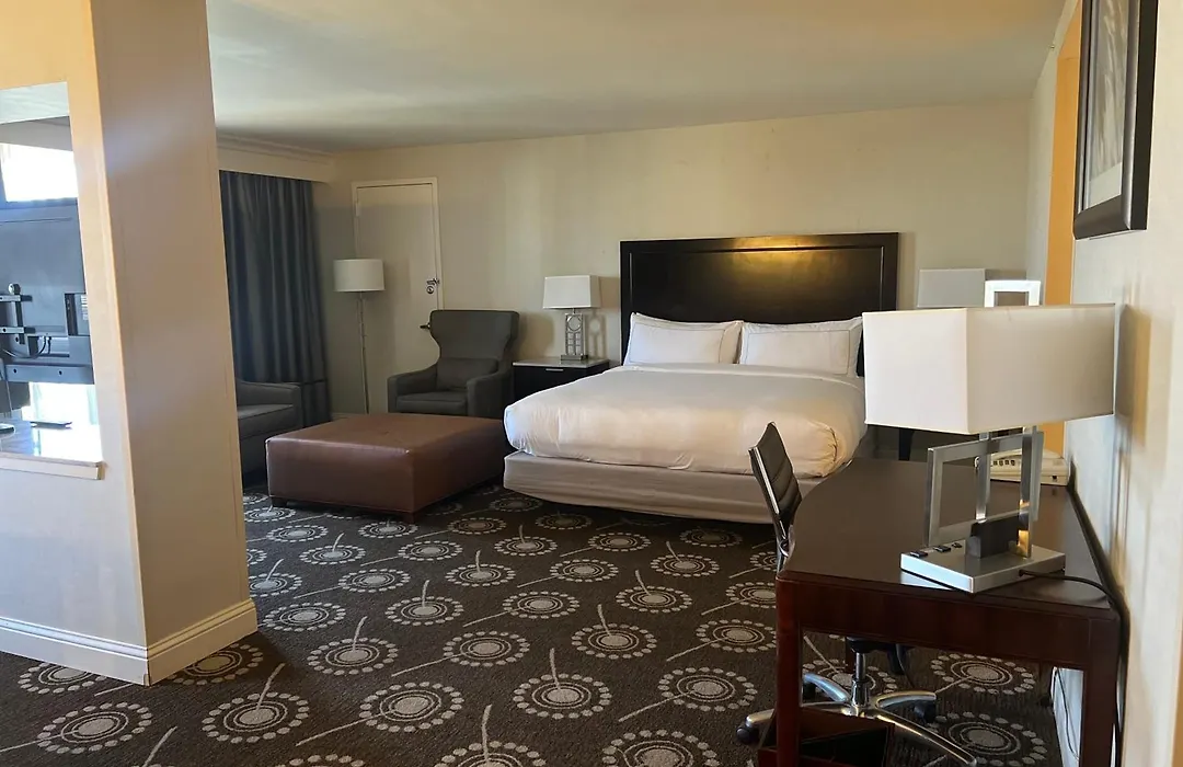 Wyndham Midland Downtown-1