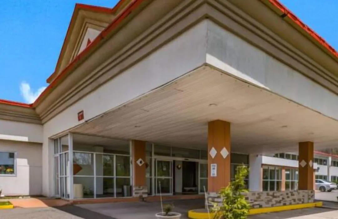 Red Carpet Inn & Suites-1