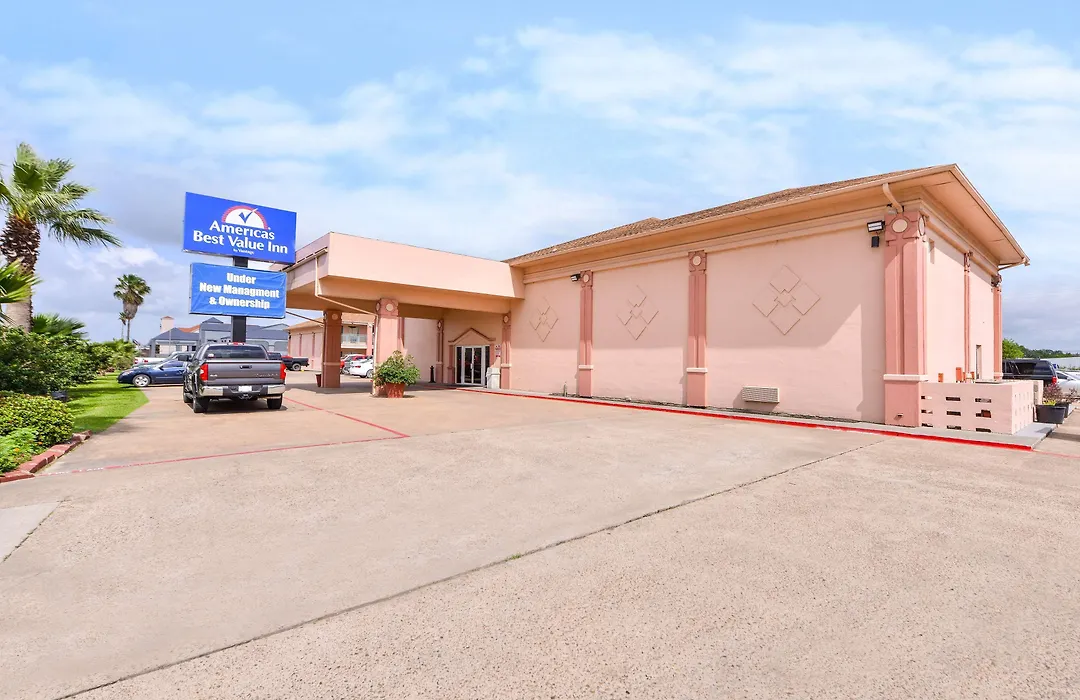 Americas Best Value Inn Clute-1