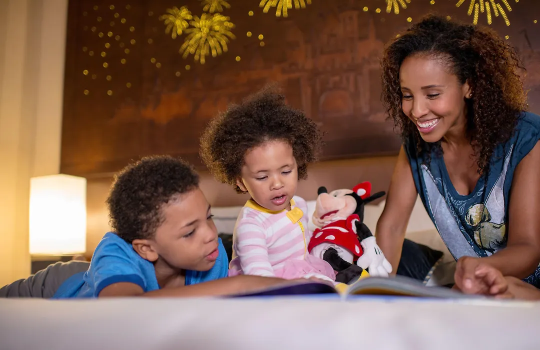 Disneyland Hotel-1