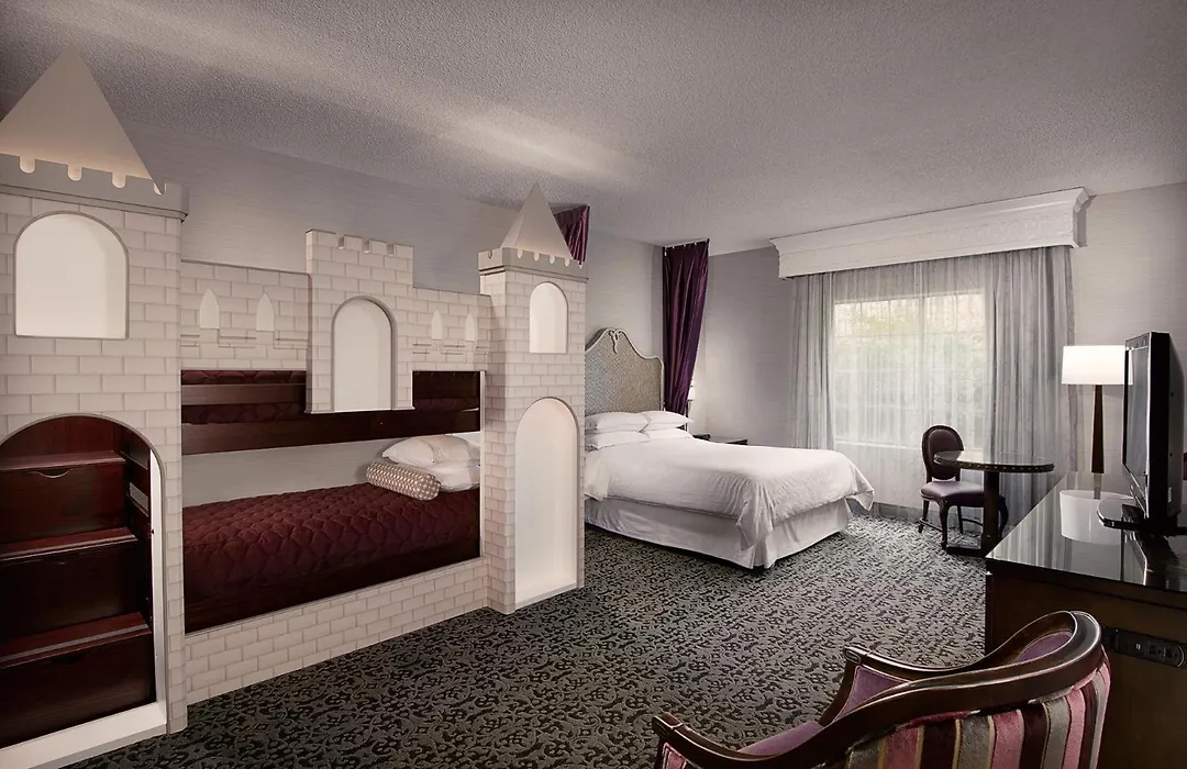 Anaheim Majestic Garden Hotel-1