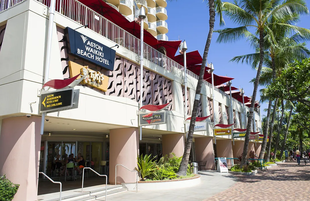 The Twin Fin Hotel-1