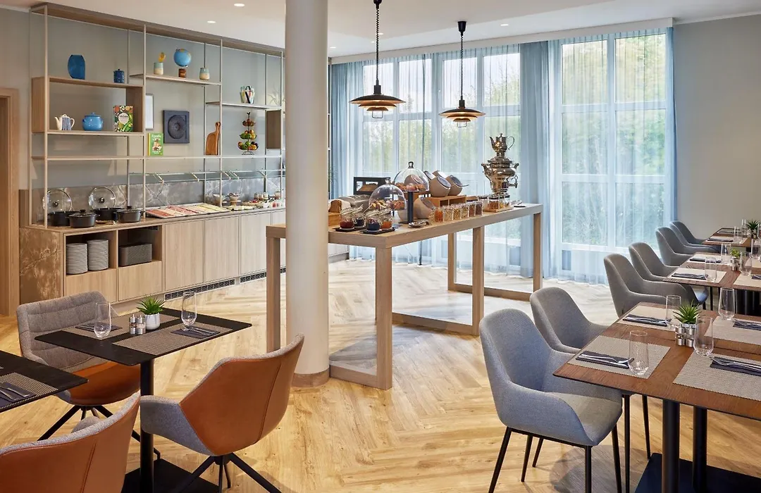 Courtyard By Marriott Dortmund-1
