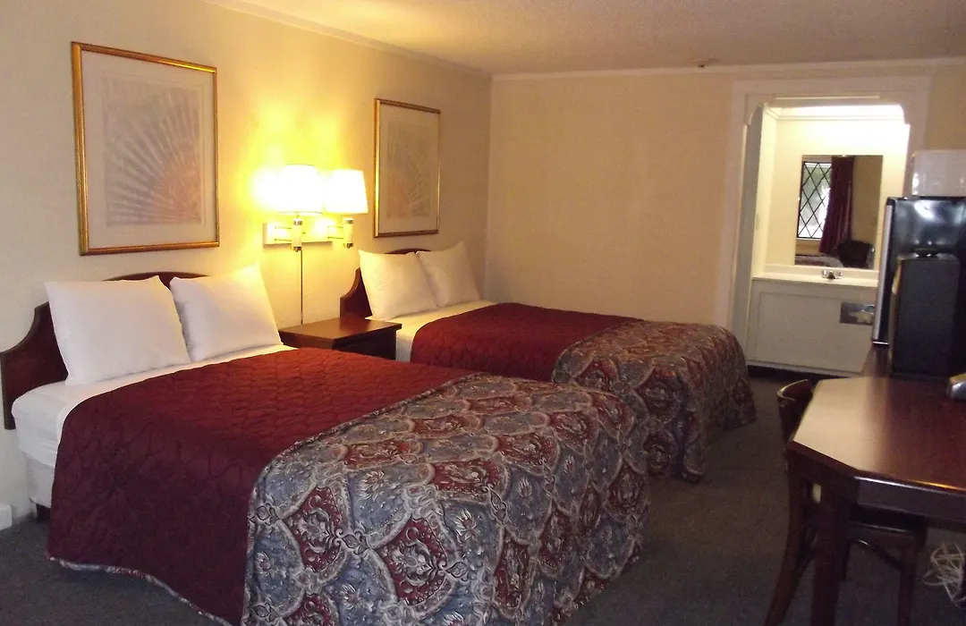 Knights Inn Cleveland/Macedonia-1