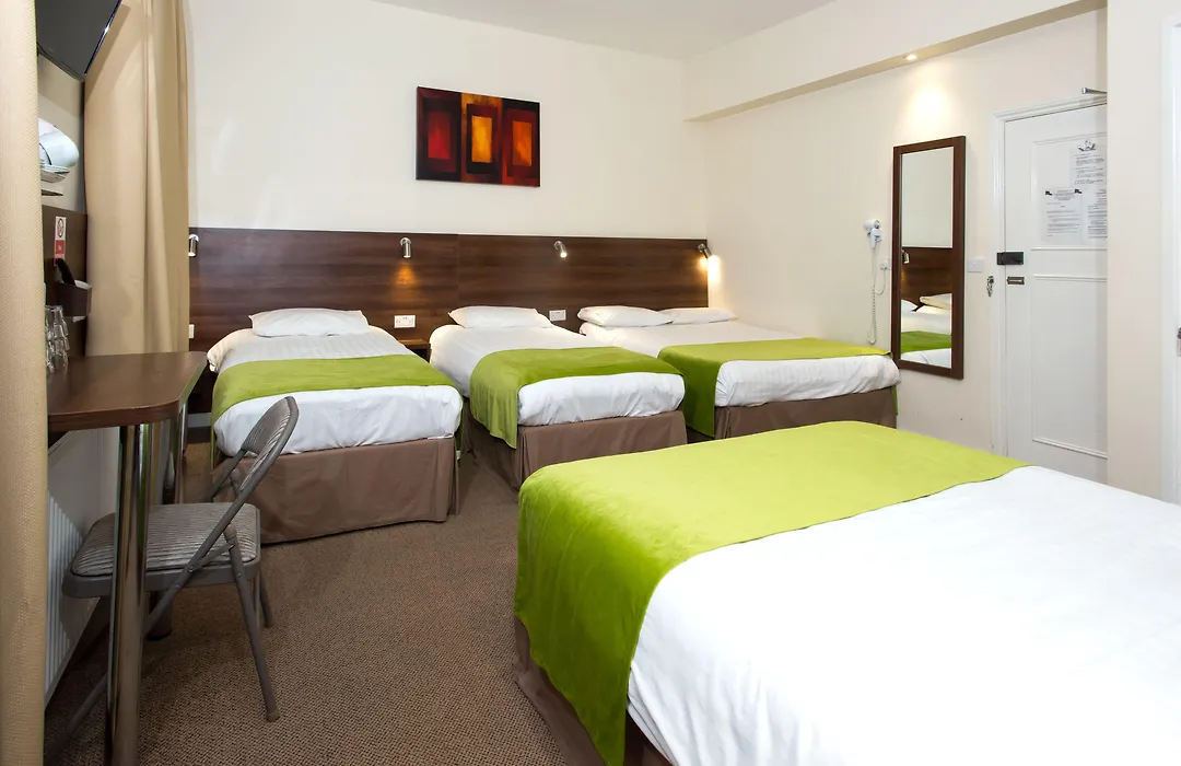 Marble Arch Inn-1