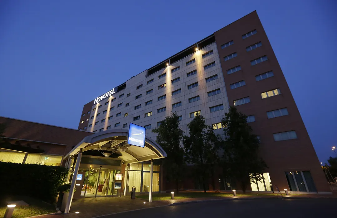 The Sydney Hotel-1