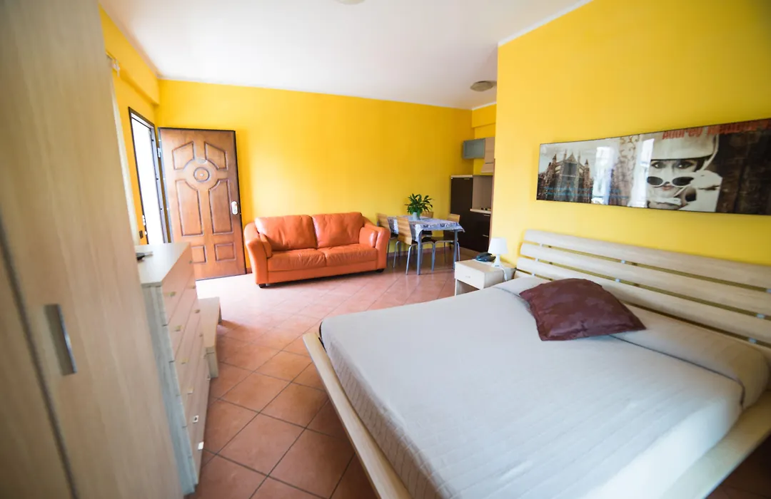 Hotel La Maison Jolie-1