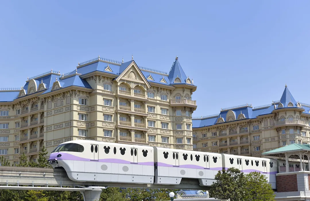 Tokyo Disneyland Hotel-1
