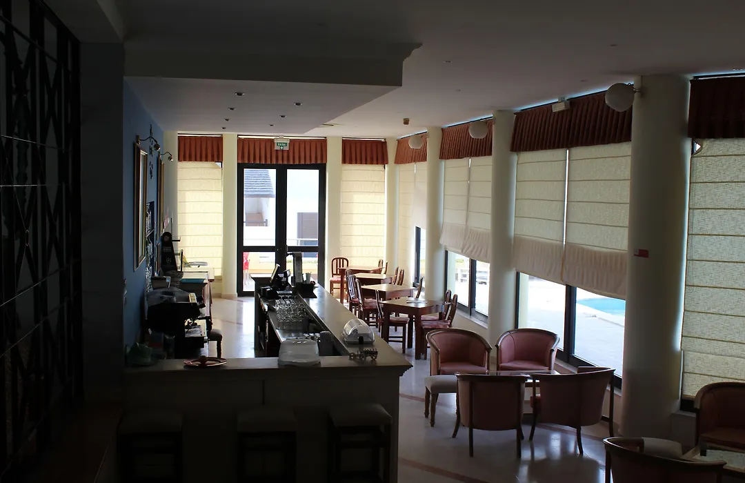 Magnolia Mar-1