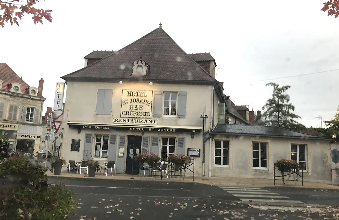 Logis Hotel Saint-Joseph-1