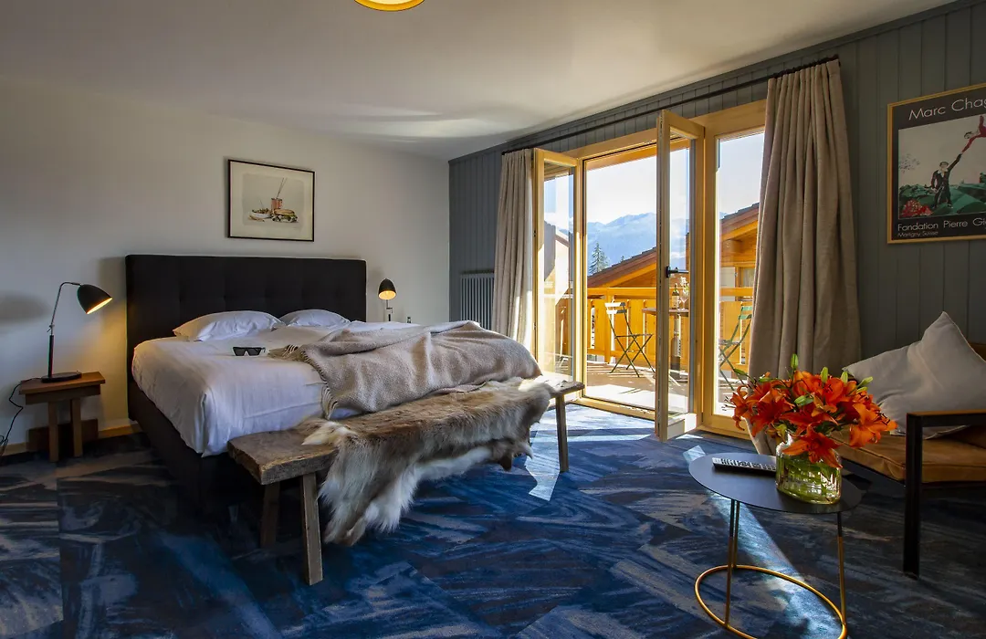 Shed Hotel-1