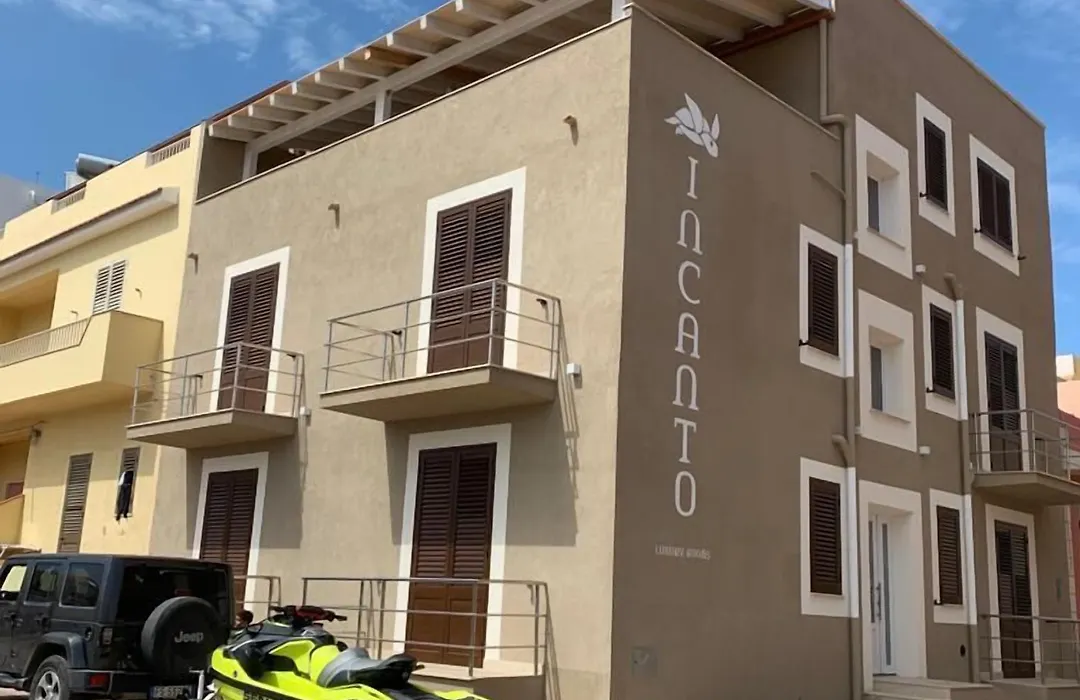 Incanto Luxury Rooms-1