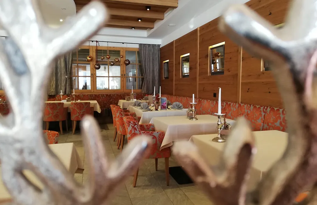 Berghotel Der Koenigsleitner - Adults Only-1
