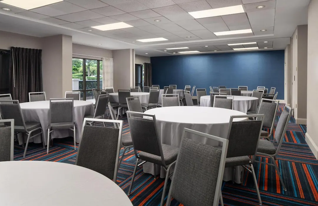 Hampton Inn & Suites Concord-Charlotte-1