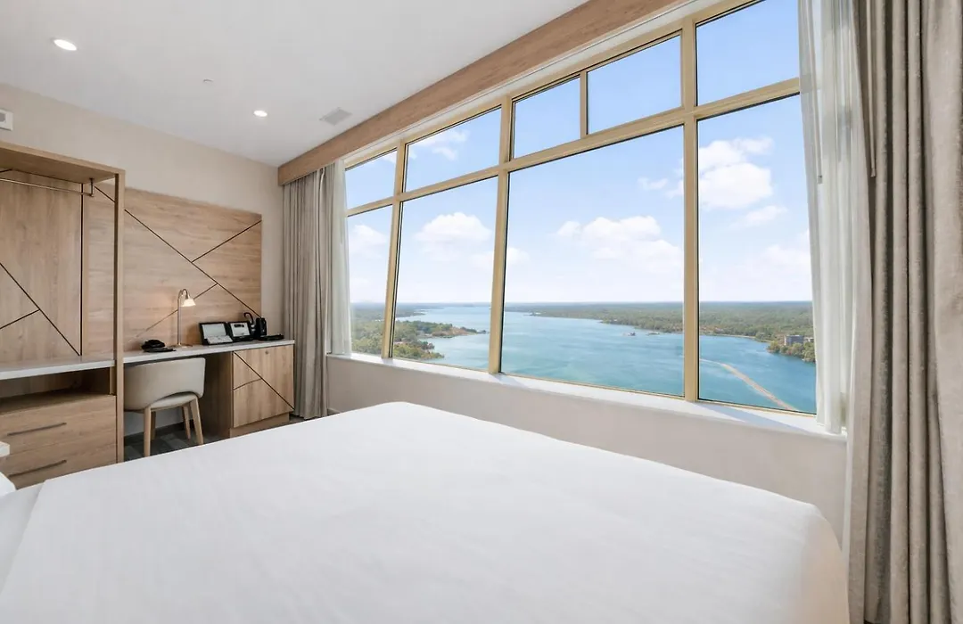 Tower Hotel At Fallsview-1