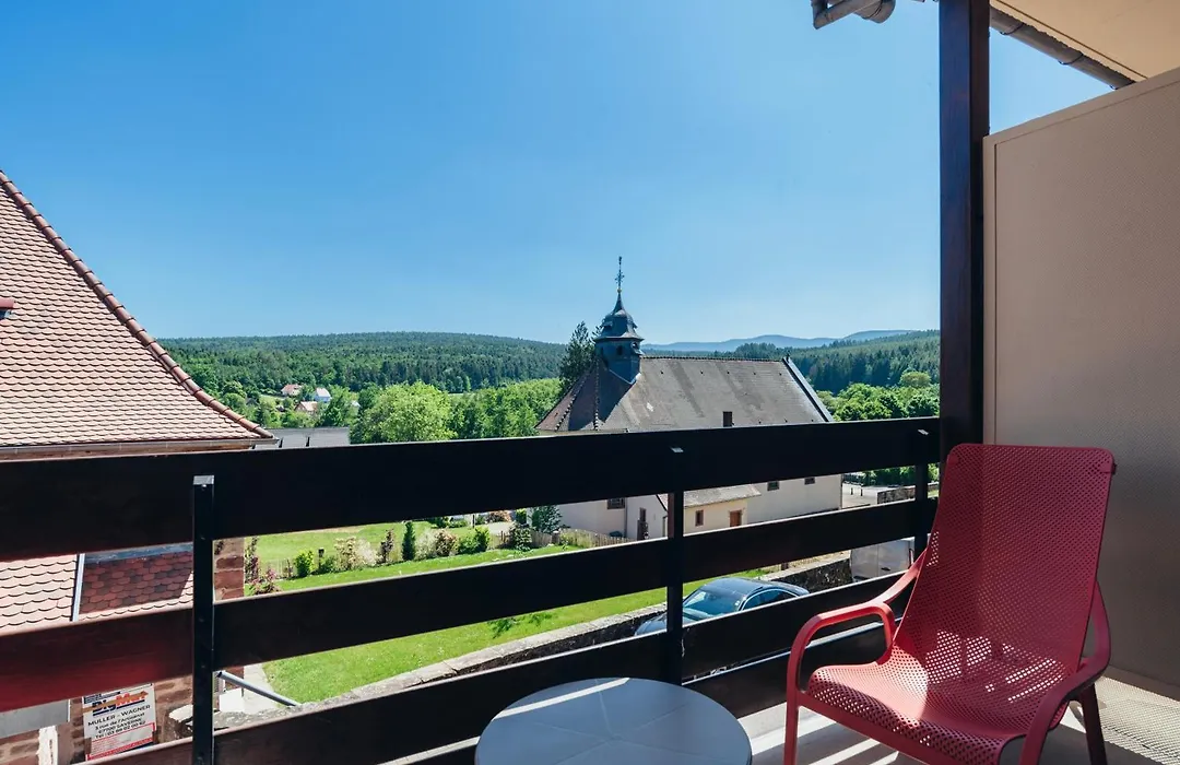Hotel Spa et Restaurant Au Chasseur-1