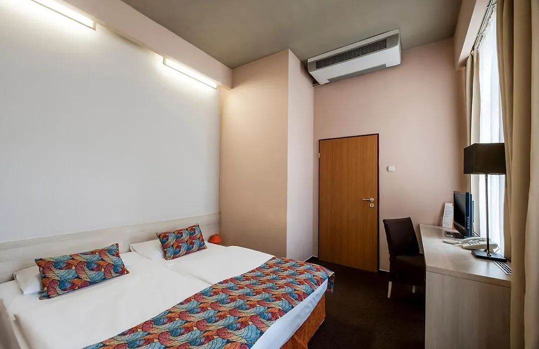 Star Hotel By Mellow Mood Hotels-1