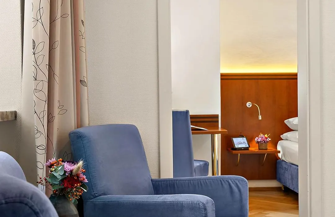 Alpen Hotel München-1