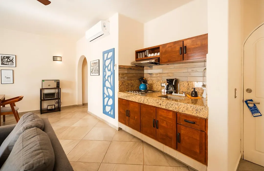 Hotel & Suites El Moro-1