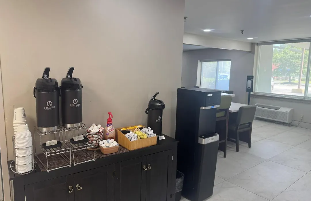 La Quinta Inn By Wyndham Auburn Worcester-1