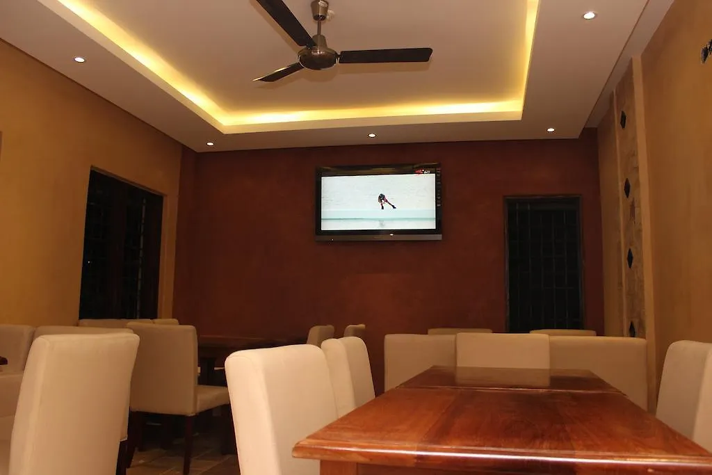 Moffat Court Boutique Hotel-1