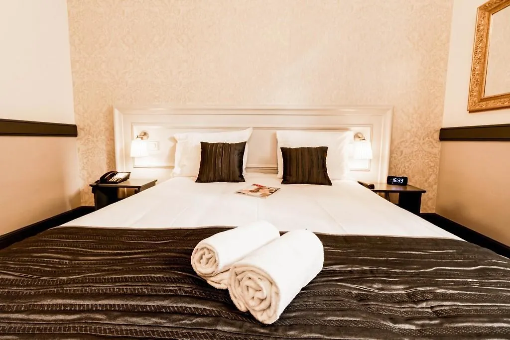 Boutique Hôtel Edmond's-1