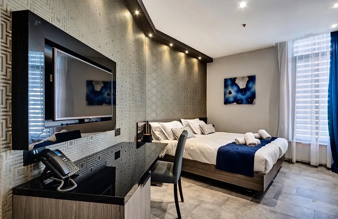 The District Hotel-1