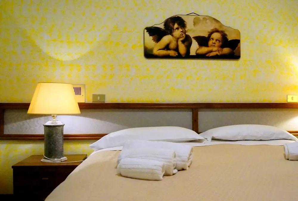 Hotel Cristallo-1