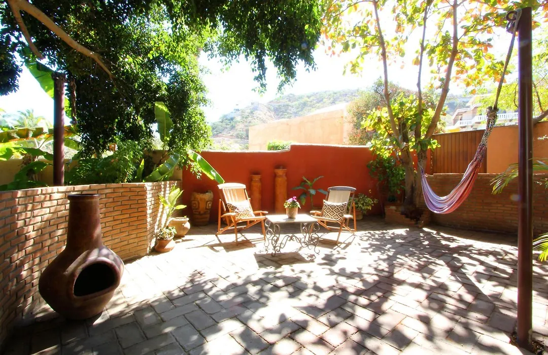 The Bungalows Hotel-1