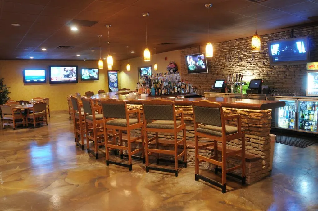 Moberly Inn & Suites-1