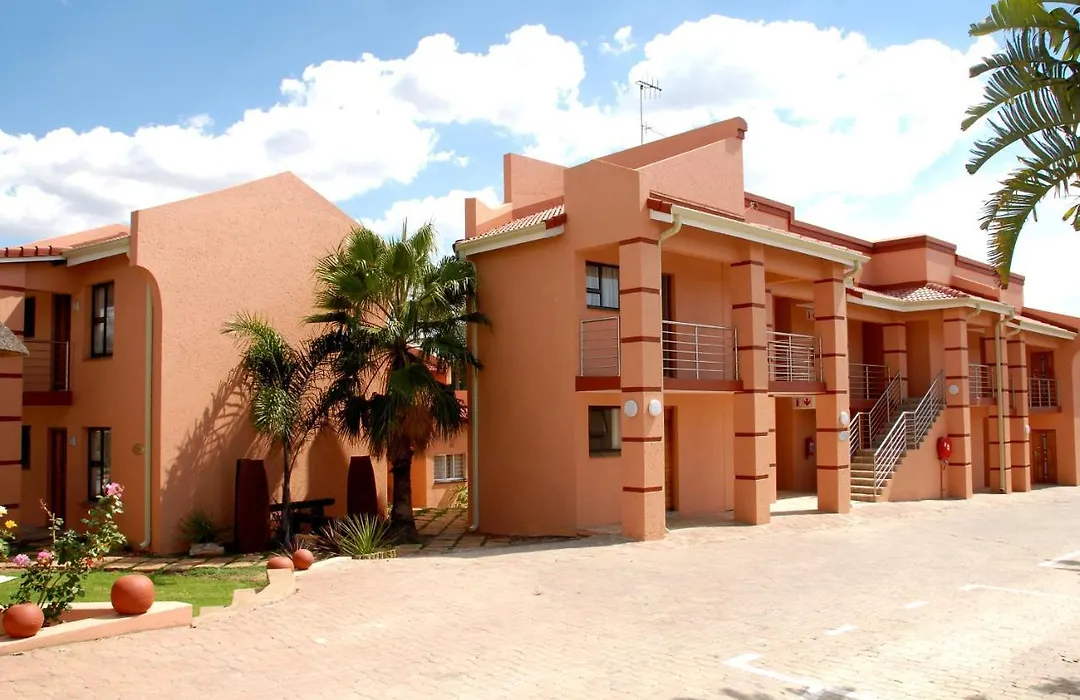 Eagles Nest Lodge-1