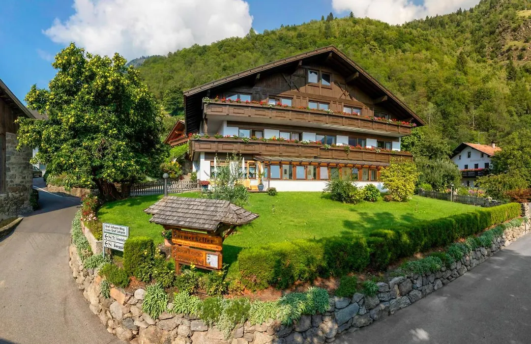 Garni-Hotel Farmerhof-1