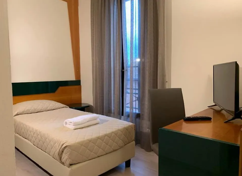 Hotel Dozza-1