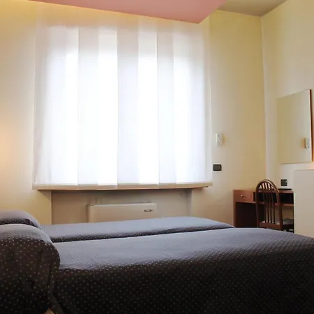 Hotel Oasi-3