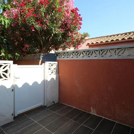 CORAUX - Maisonnette 4 pers avec piscine et parking-3