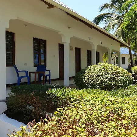 Nungwi Inn Beach Cottages-2