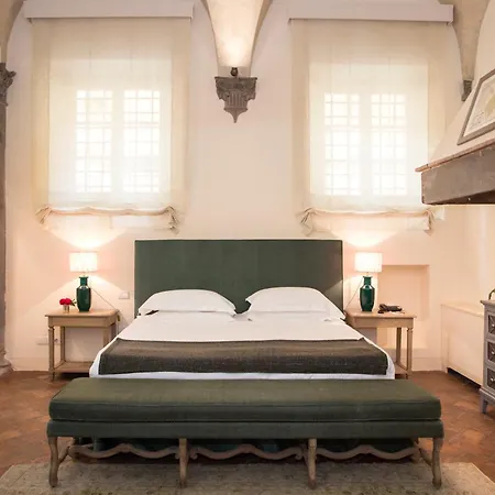 Al Palazzo Del Marchese Di Camugliano Residenza D'Epoca-3