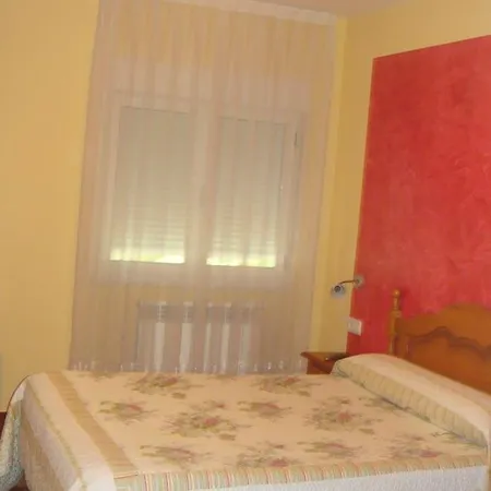 Hostal Poncebos-3