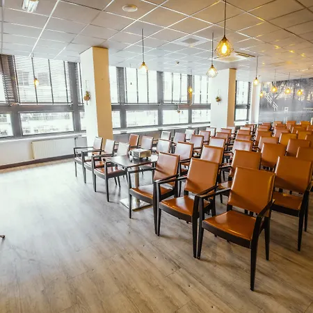 Leonardo Hotel Utrecht City Center-3