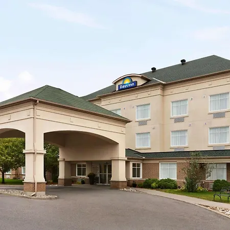 Days Inn By Wyndham Ottawa Airport-2