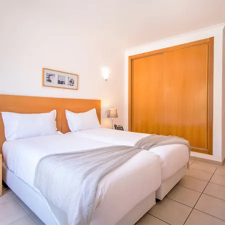 Aquamar Albufeira Aparthotel-3